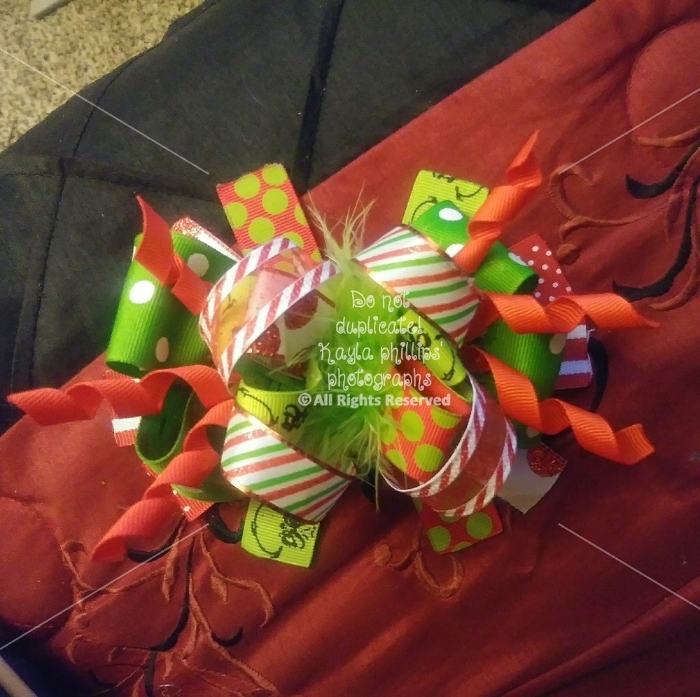 Grinch Christmas hairbow